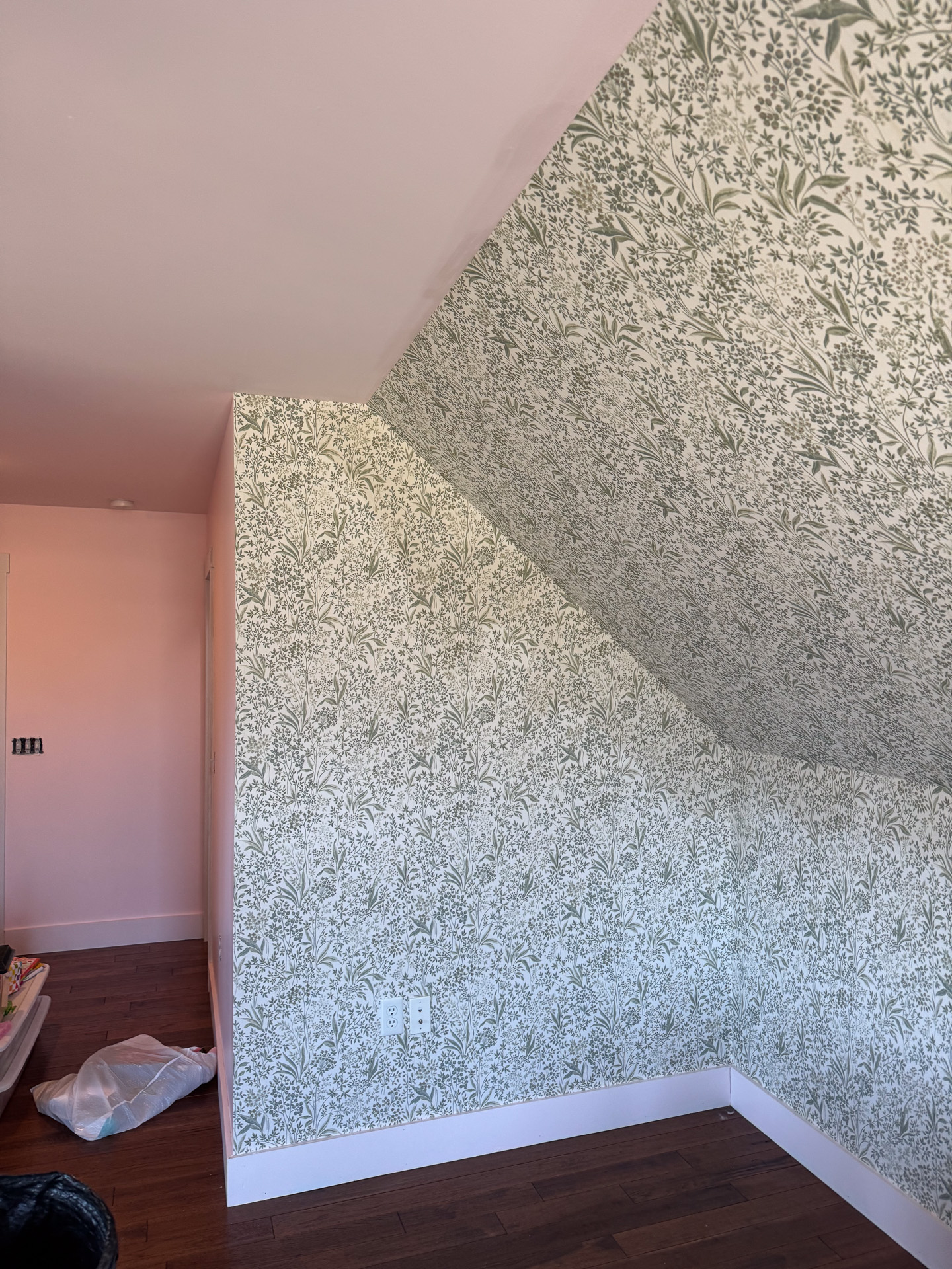 Wallpaper installation